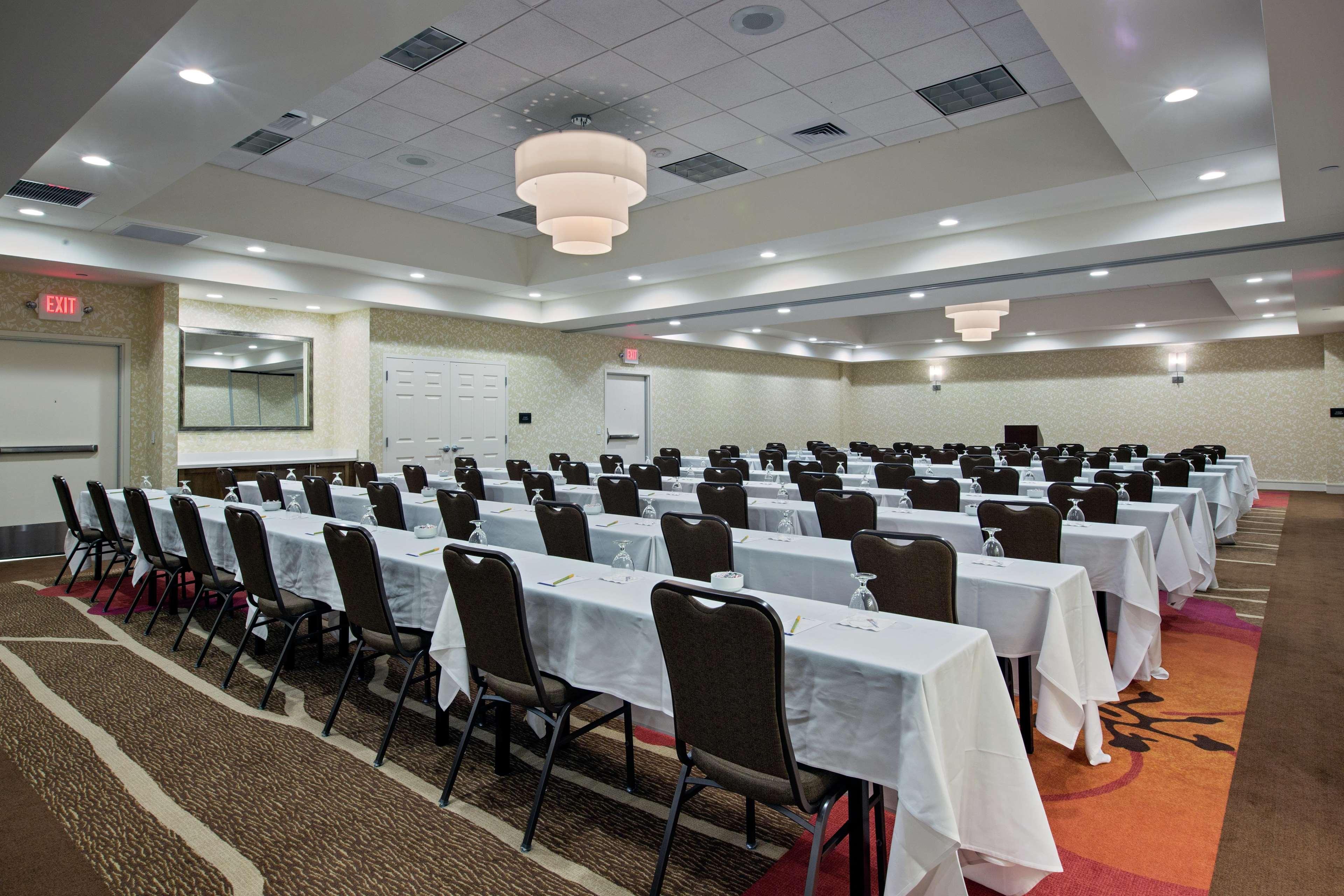 Hilton Garden Inn Lincoln Downtown/Haymarket Екстер'єр фото